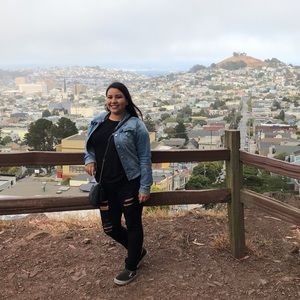 Meet your Posher, Jessica